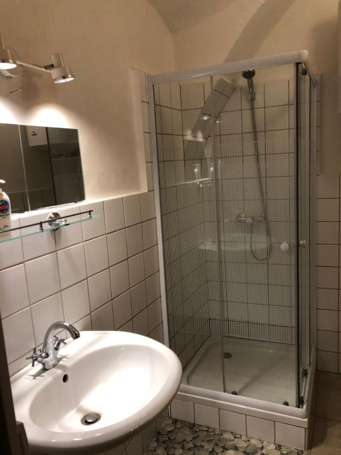 Apartman Becsi Utca Sopron Ngoại thất bức ảnh
